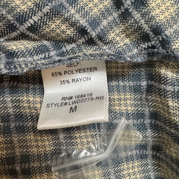 AURA Flannel Dress - Oversized - Red Dress Boutique - Sz M - Picture 4 of 4